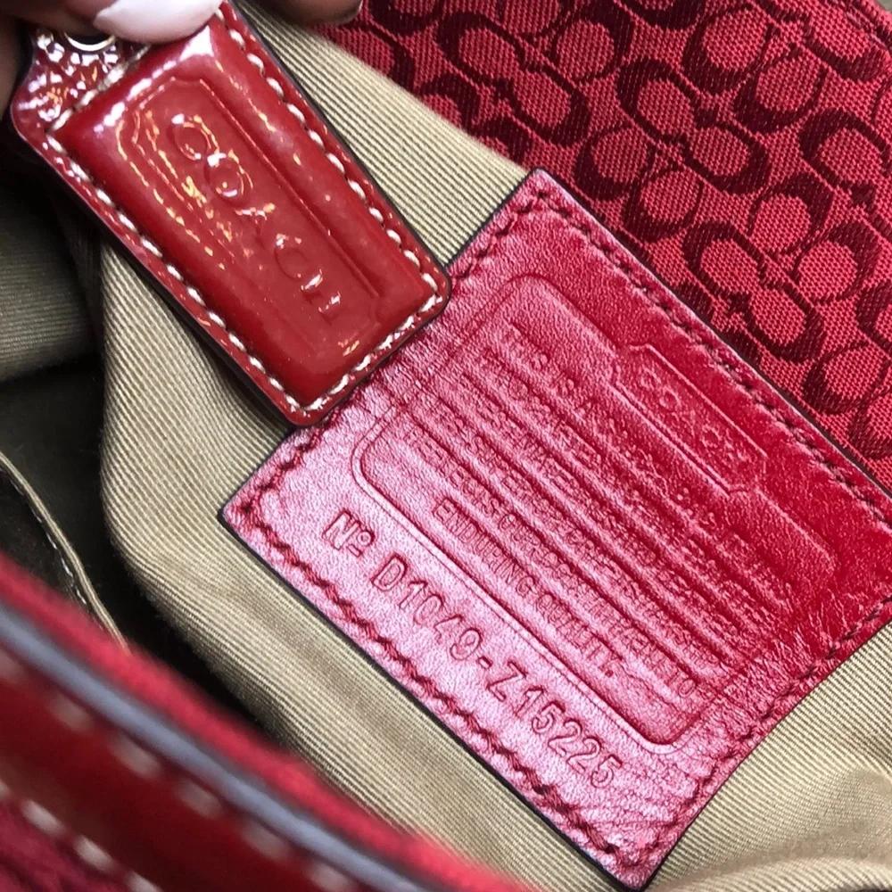 ✨AUTHENTIC COACH Z15225 RED & TAN TOTE BAG *NWT*✨ - Picture 5 of 8